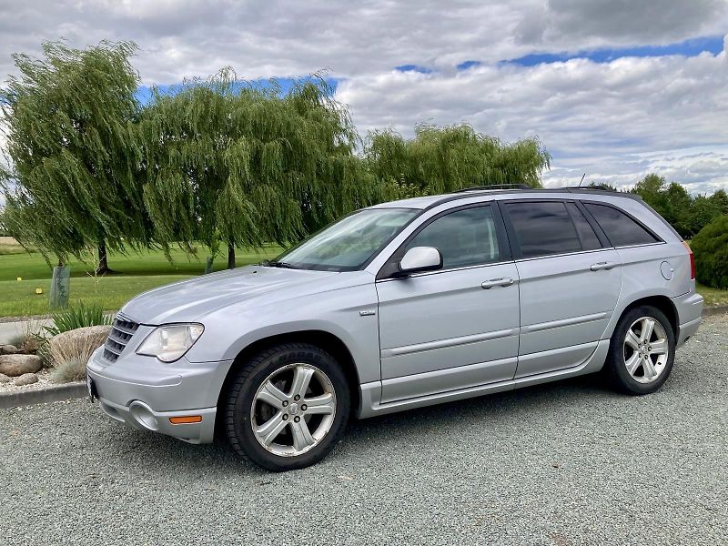 Chrysler Pacifica (2008) Komfortní rodinné auto  - fotka 1 z 12