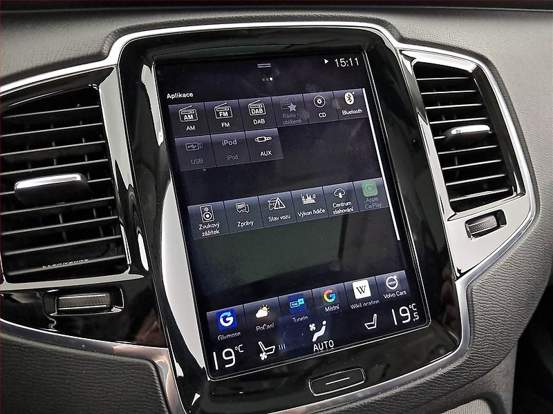 Volvo XC90 (2015) D5 AWD - fotka 17 z 29
