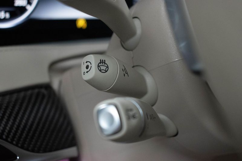 Mercedes-Benz Třídy S S 500 LONG *DESIGNO*DPH*ČR 1.M - fotka 17 z 38