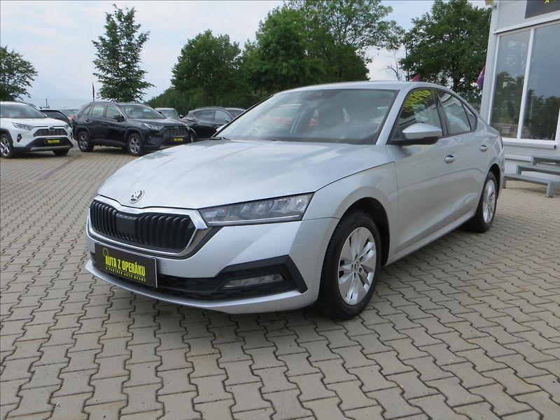Škoda Octavia 2,0 TDI Ambition DSG LED ČR - fotka 3 z 24