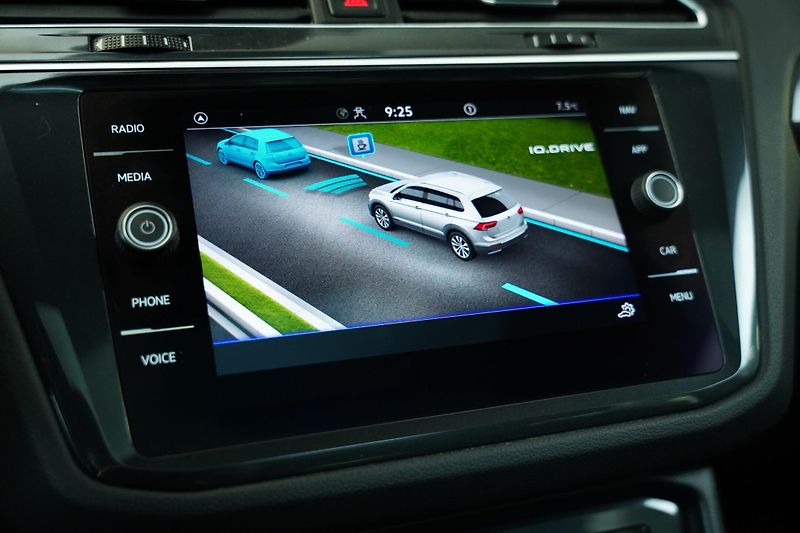 Volkswagen Tiguan - fotka 19 z 26