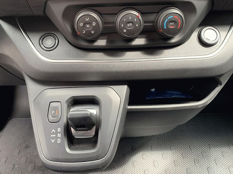 Renault Trafic (2026) L2 Equilibre dCi 170 AUT. Comb - fotka 23 z 23