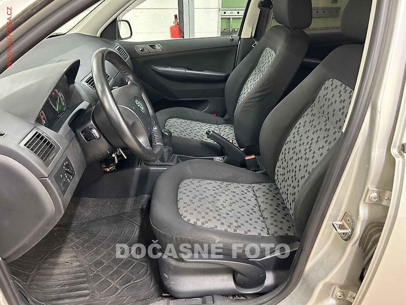 Škoda Fabia (2005) 1.4 TDi, ČR, AC, el. výbava - fotka 3 z 3
