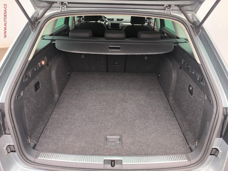Škoda Superb (2017) 2.0 TDi 4x4, Style, DSG - fotka 7 z 25