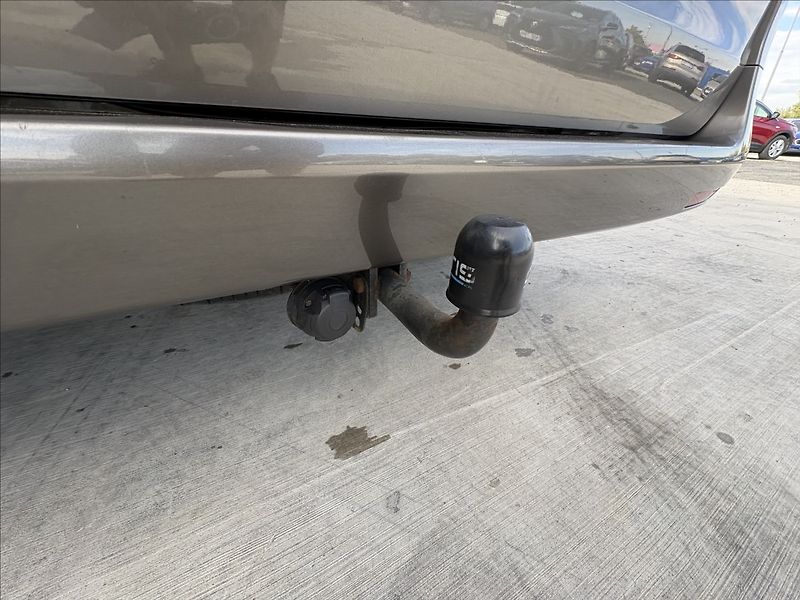 Mercedes-Benz Vito 2,1 140 kw 4x4 L 8 míst servis - fotka 21 z 29