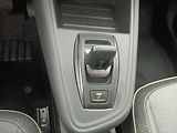 Renault Captur (2026) techno mild hybrid 140 EDC - náhled 20