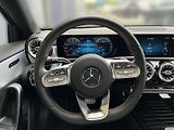 Mercedes-Benz Třídy A A-Třída 250e AMG Line - náhled 11