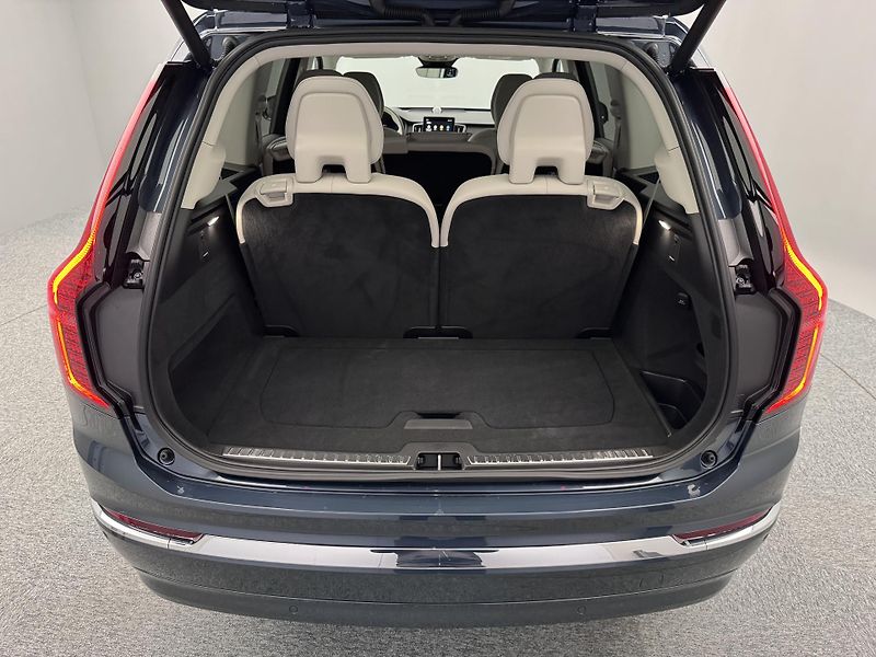 Volvo XC90 (2026) B5 AWD AUT BRIGHT PLUS 7míst - fotka 24 z 25