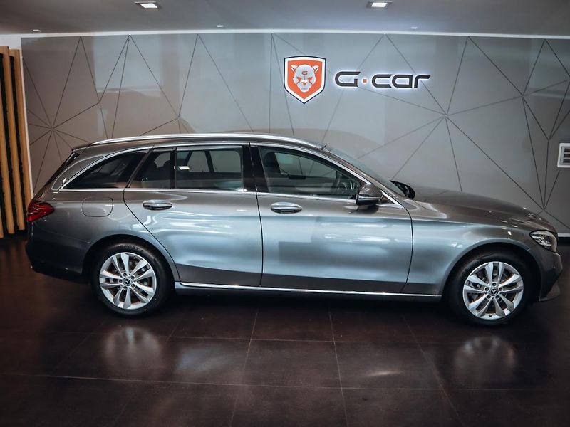 Mercedes-Benz Třídy C C 220d 4MATIC kombi - fotka 4 z 28