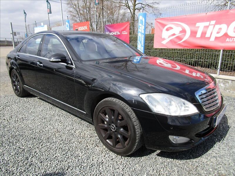 Mercedes-Benz Třídy S S 420CDi V8 AMG - fotka 3 z 59