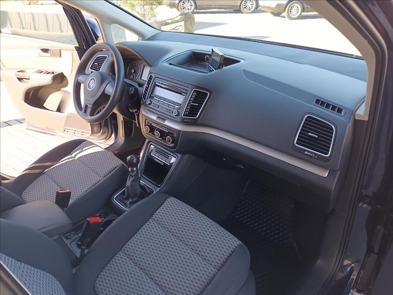 Volkswagen Sharan 1,4 TSI,LPG,SERVIS,ROZVODY, - fotka 26 z 40