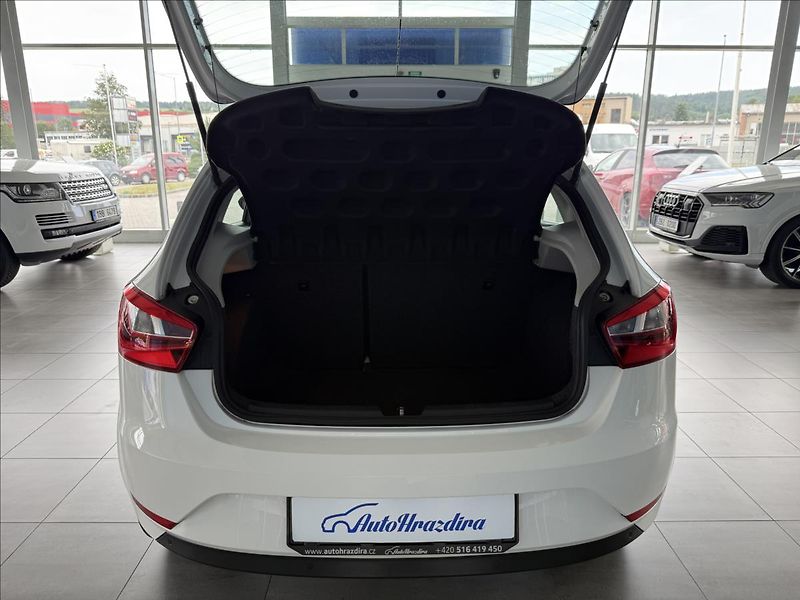 Seat Ibiza 1,2   TSI,ŘEMEN,STYLE,1.MAJITE - fotka 23 z 24