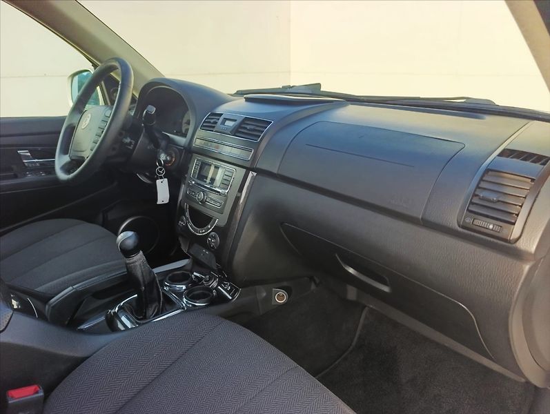 SsangYong Rexton 2,0 RX200 7MÍST TEMPOMAT - fotka 26 z 31