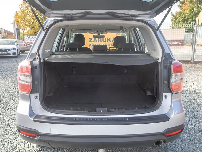 Subaru Forester (2013) 2.0D 108KW – ČR 23.12.2013 - fotka 39 z 48