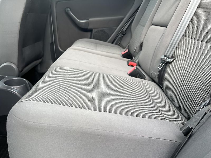 Volkswagen Golf Plus 1.9TDi 66kw ČR - fotka 21 z 33
