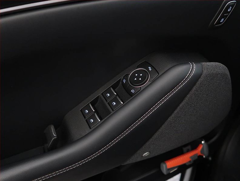 Ford Mustang Mach-E (2021) Standard Range RWD, SoH 95% - fotka 31 z 33