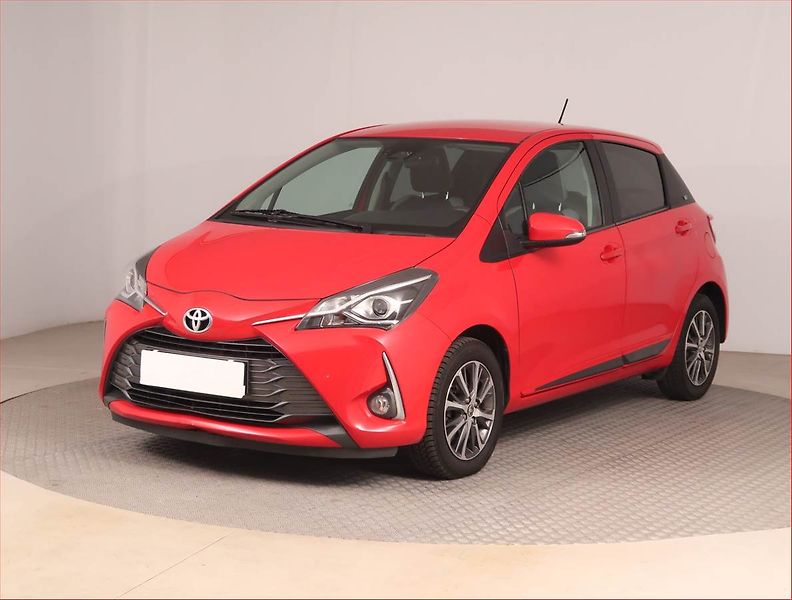 Toyota Yaris (2020) 1.5 Dual VVT-i, Serv.kniha - fotka 2 z 15