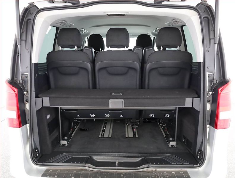 Mercedes-Benz Třídy V (2018) 250 d 4MATIC, DPH - fotka 18 z 19