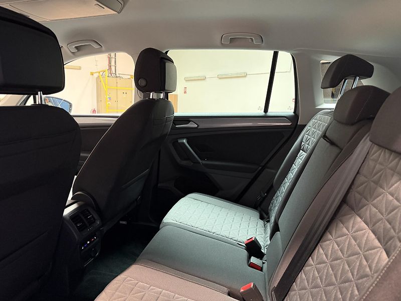 Volkswagen Tiguan 1.5 TSI ACT 110kW DSG Life - fotka 13 z 16