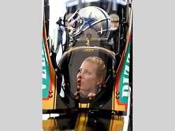Leah Pritchett a její dragster.