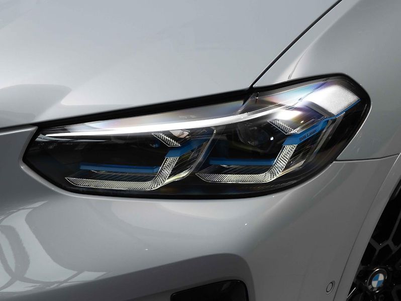 BMW X4 M - fotka 8 z 22