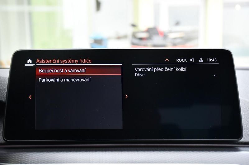 BMW Řada 5 520i M-SPORT 1M ČR REZERVACE - fotka 30 z 39
