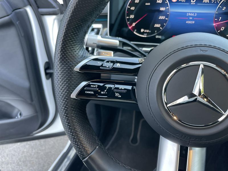 Mercedes-Benz Třídy S (2024) 580 L 4Matic AMG - fotka 24 z 34