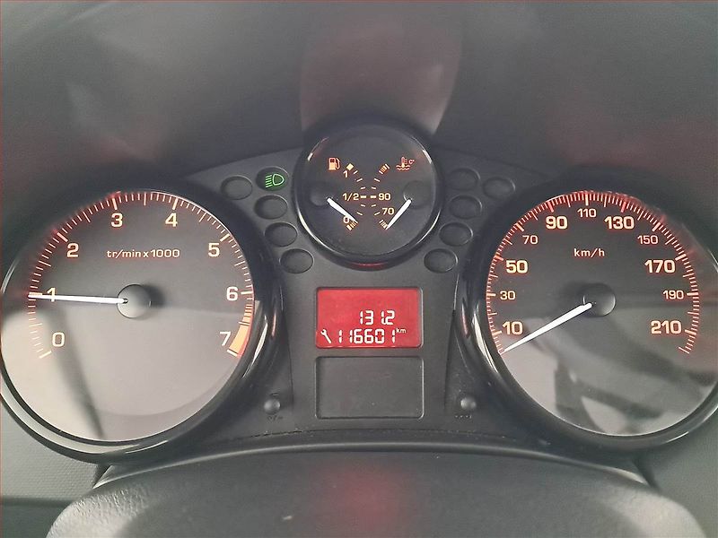Peugeot 207 (2009) 1.4, Serv.kniha, nová STK - fotka 11 z 14