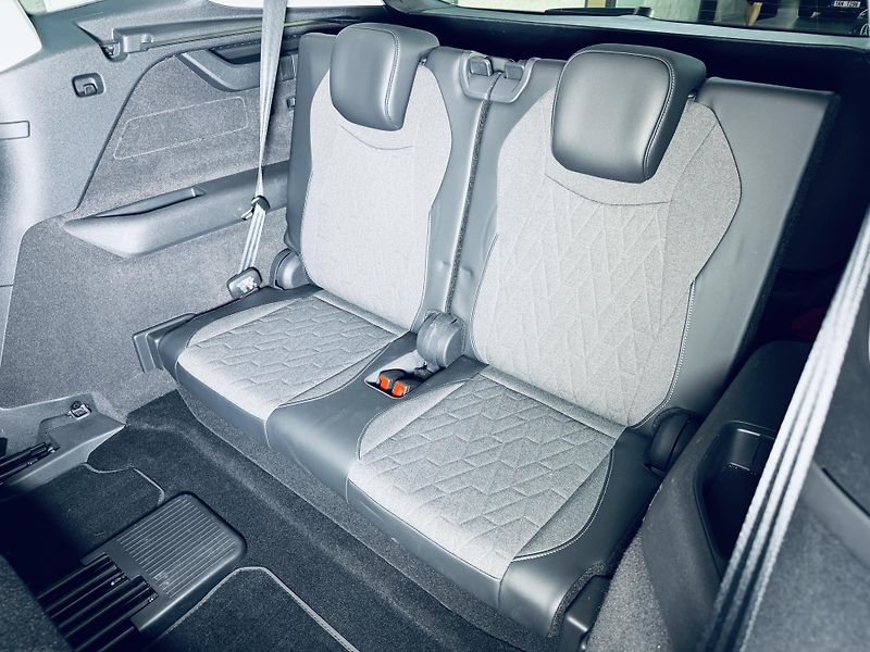 Volkswagen Tayron (2025) 2.0*TDi*4M*ZÁRUKA*REZERVACE - fotka 28 z 32