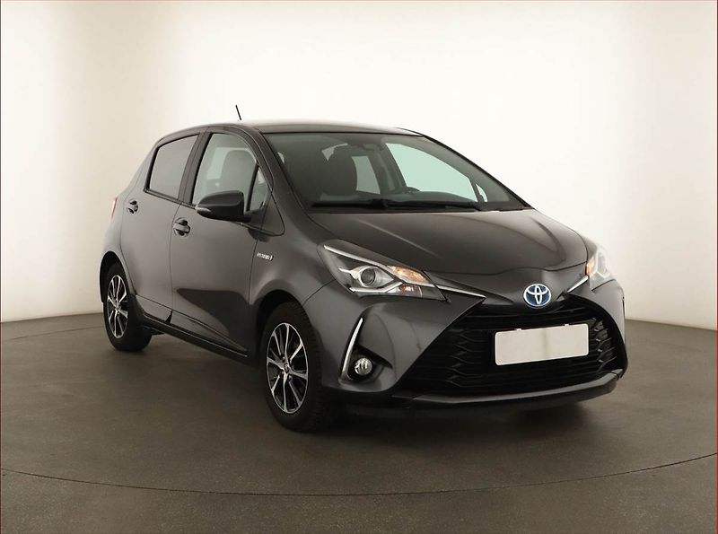 Toyota Yaris (2018) 1.5 Hybrid, Automat - fotografie inzerátu