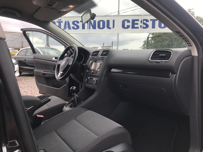 Volkswagen Golf Variant 1.6 TDI 77 KW,KLIMA,MAN,STAV - fotka 13 z 19