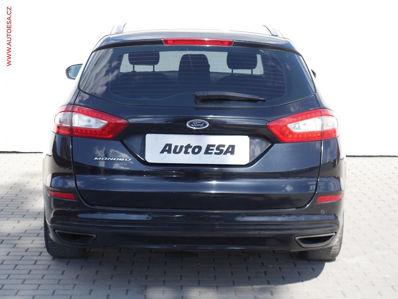 Ford Mondeo (2015) 2.0 TDCi, Titanium, AT, navi - fotka 5 z 17