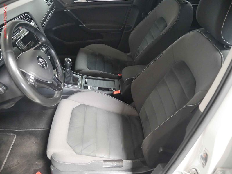 Volkswagen Golf (2014) 1.4 TSI, ČR, AC, výhřev sed. - fotka 9 z 25