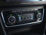 Škoda Superb (2009) 2.0 TDI, Automat, Xenony - náhled 17
