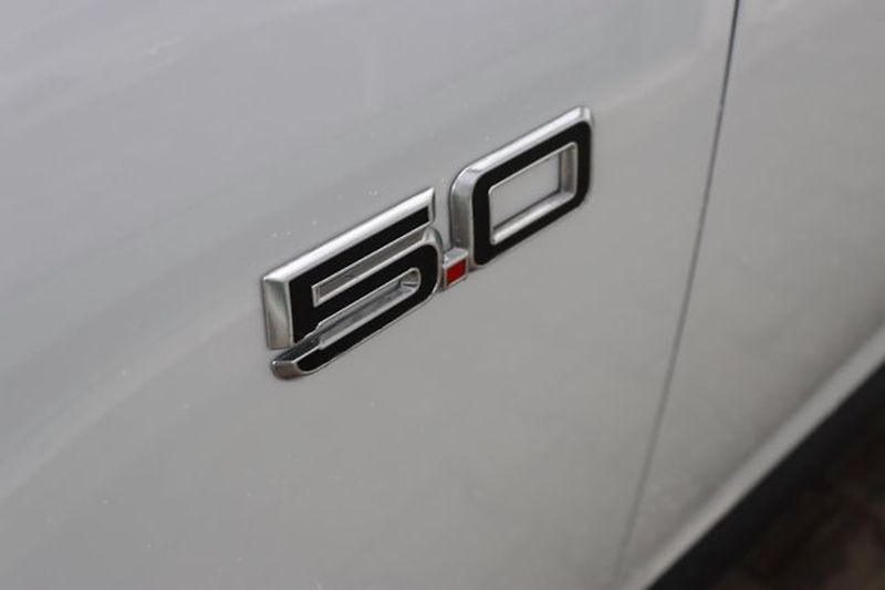 Ford Mustang (2026) 5.0 Convertible MagneRide - fotka 6 z 28
