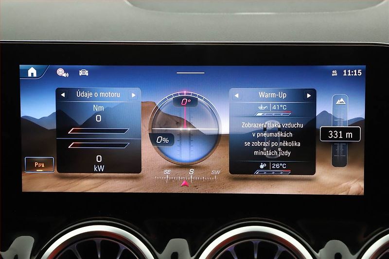 Mercedes-Benz GLA (2025) 35 AMG 4MATIC, AMG - fotka 13 z 20