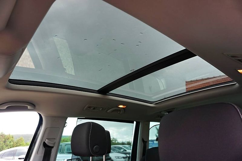 Volkswagen Sharan (2015) CUP 2,0 TDI 130 kW - fotka 46 z 54