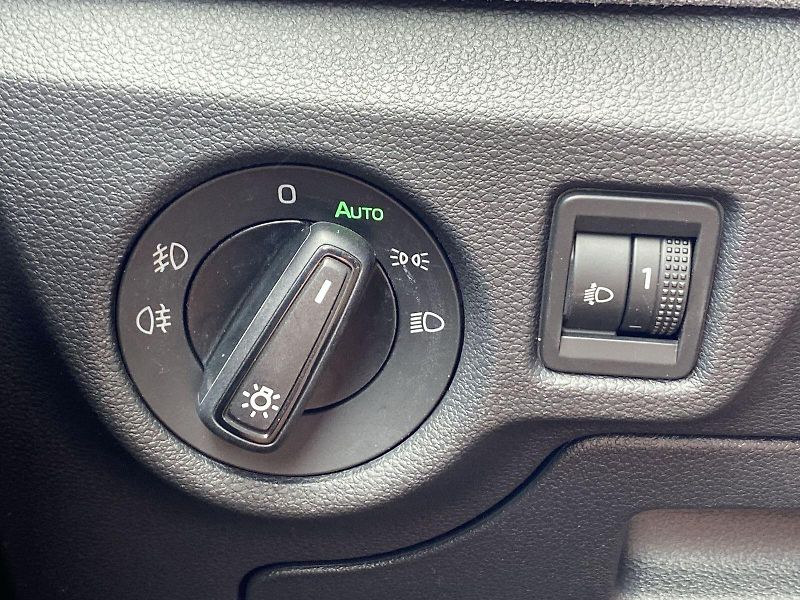 Škoda Scala (2025) 1.0 TSI Selection - fotka 17 z 33