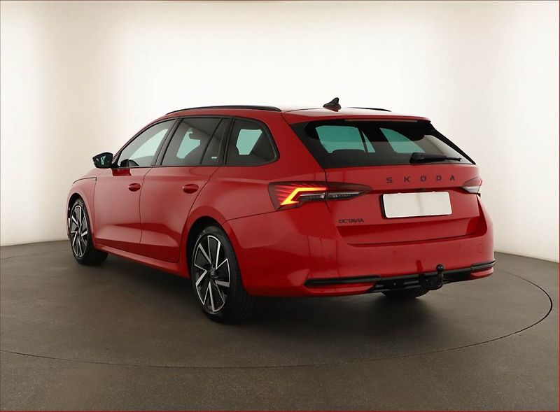 Škoda Octavia (2025) 1.5 eTSI mHEV, SPORTLINE - fotka 4 z 16