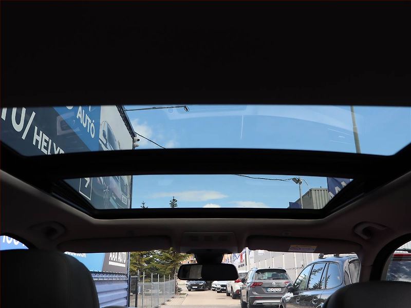 BMW Řada 5 (2013) 530d xDrive, 4X4, Automat - fotka 27 z 27