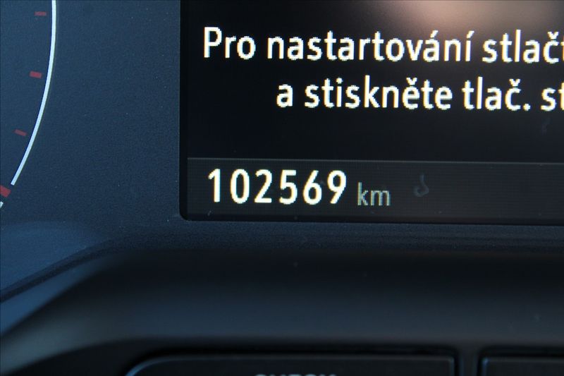 Opel Grandland X 1,5 CDTi  1.MAJ,A/T,INNOVATION - fotka 9 z 42