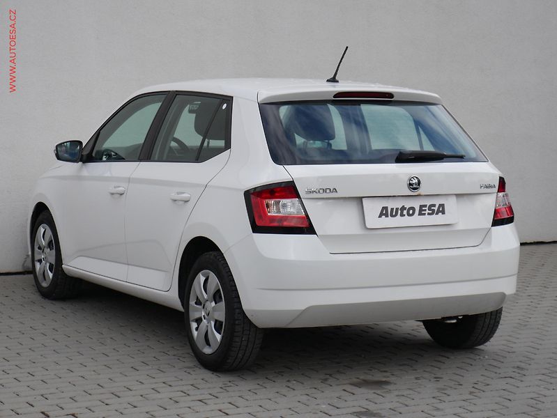 Škoda Fabia (2015) 1.2 TSi, Ambition - fotka 6 z 14