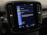 Volvo XC40 D4 AWD R-DESIGN AUT CZ - náhled 38