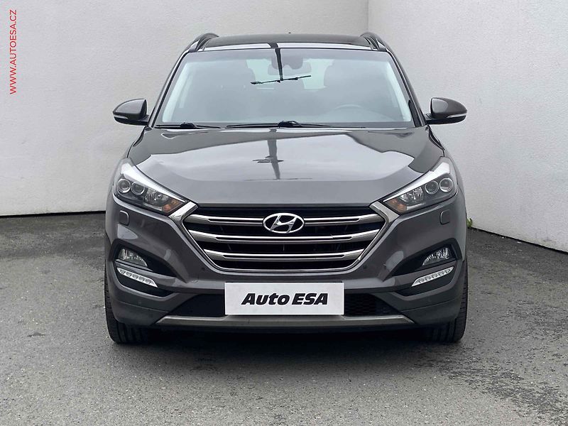 Hyundai Tucson (2017) 2.0 CRDi 4x4, ČR, AT, navi - fotka 2 z 19