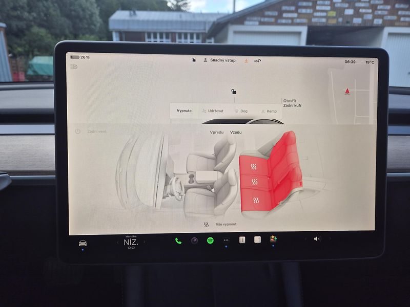 Tesla Model 3 LONG RANGE DUAL MOTOR 91,4% - fotka 33 z 49