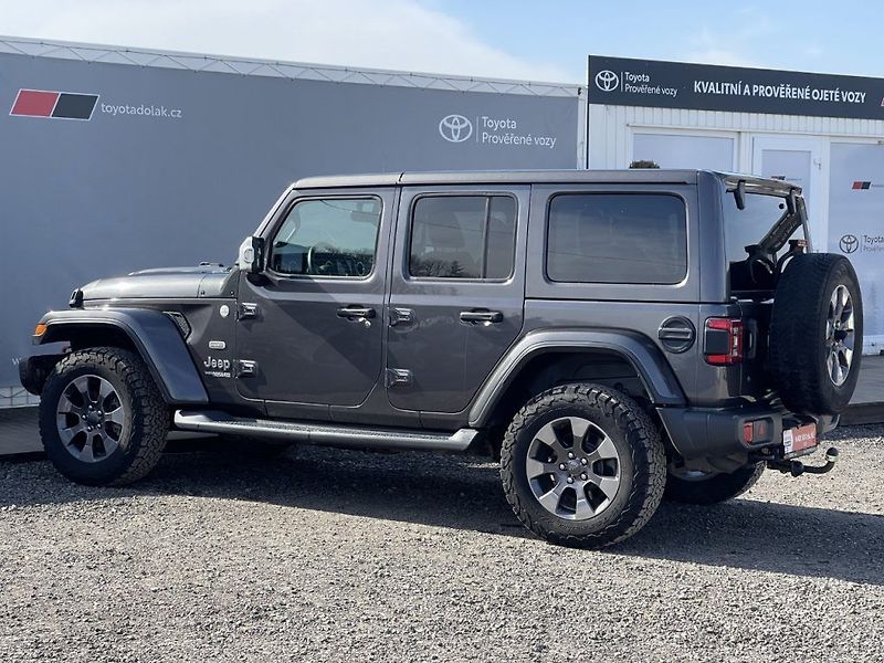 Jeep Wrangler 2.2CRD, ČR, Overland, 4x4 - fotka 6 z 38