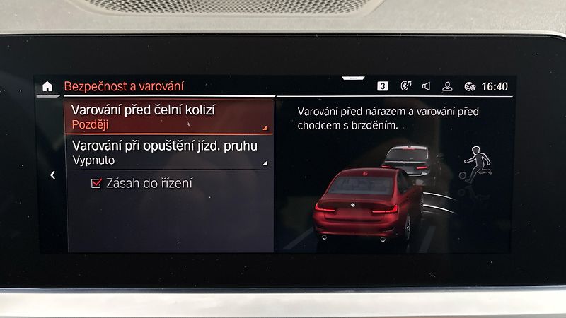 BMW Řada 3 330d AUT Sport Line - fotka 24 z 25