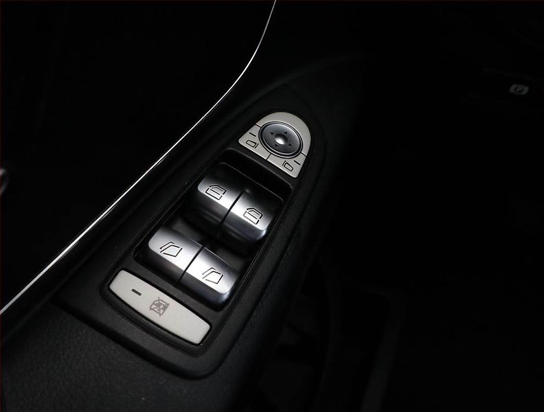 Mercedes-Benz Vito (2015) 111 CDI, Bus, 8Míst, ČR - fotka 15 z 18