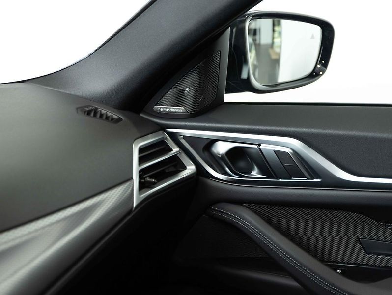 BMW Řada 4 M440i xDrive Gran Coupé - fotka 14 z 21