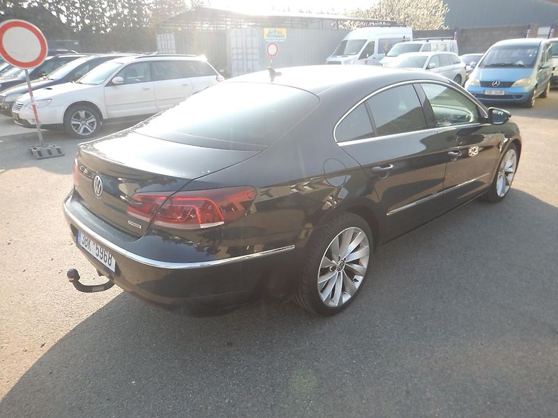 Volkswagen CC 2.0 TDI, DIGIKLIMA, TAŽNÉ - fotka 6 z 24